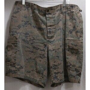 Tru Spec Digital Camo Cargo Shorts Men XL Adjustable Waist Button Fly 39-43 EUC